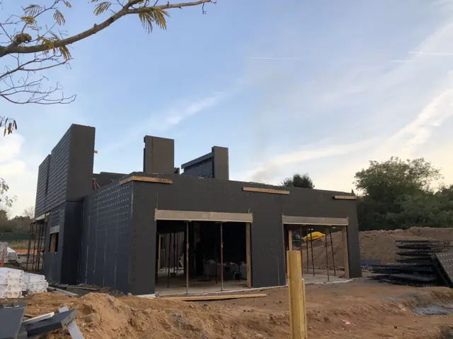 Mougins — villa contemporaine, photo de chantier 1