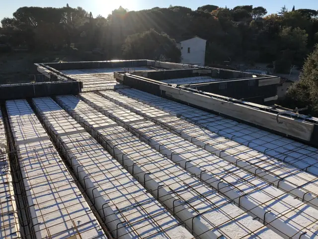 Mougins — villa contemporaine, photo de chantier 39