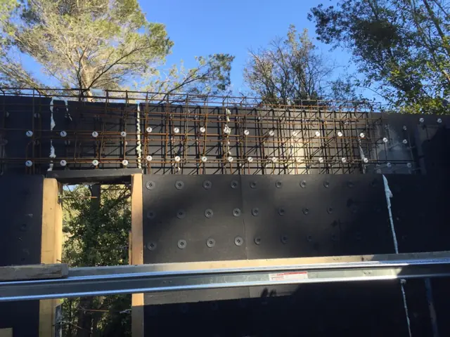 Mougins — villa à flanc de colline, photo de chantier 2
