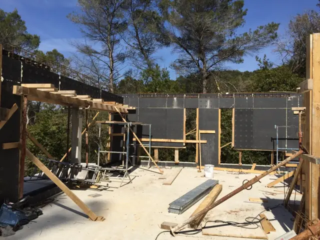 Mougins — villa à flanc de colline, photo de chantier 4