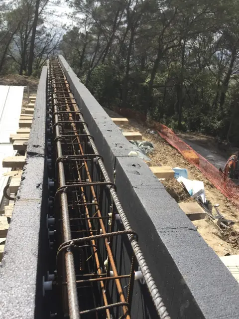 Mougins — villa à flanc de colline, photo de chantier 7