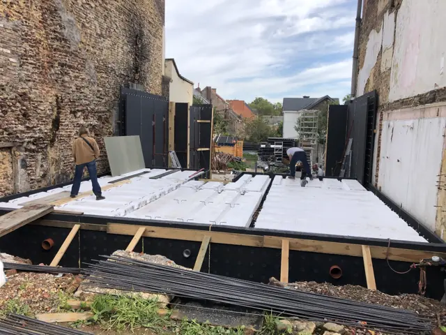 Namur — immeuble, photo de chantier 10