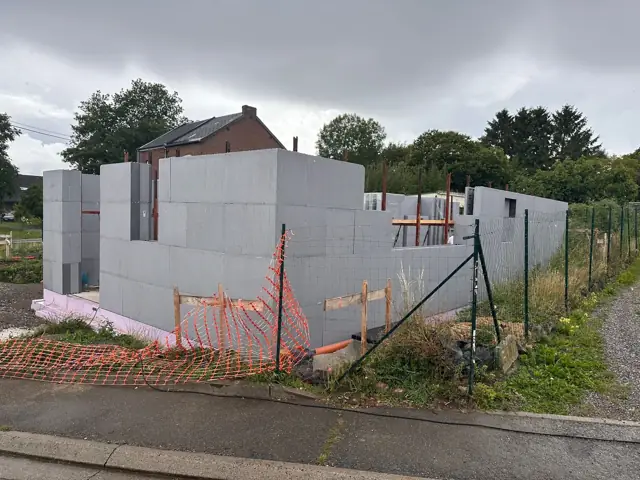 Saint-Georges-sur-Meuse, photo de chantier 14