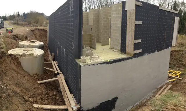 Temploux — maison contemporaine, photo de chantier 1