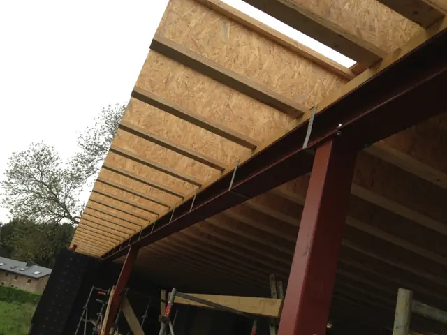 Temploux — maison contemporaine, photo de chantier 8