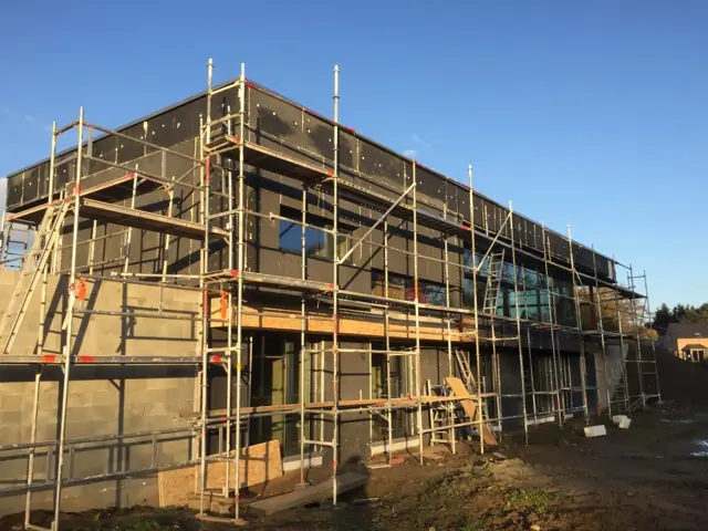 Temploux — maison contemporaine, photo de chantier 25