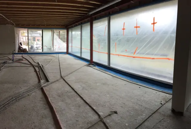 Temploux — maison contemporaine, photo de chantier 27