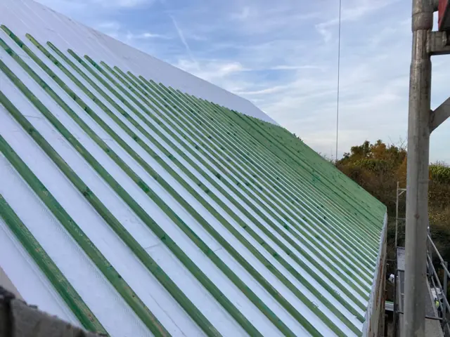 Temploux — maison en pierre, photo de chantier 3