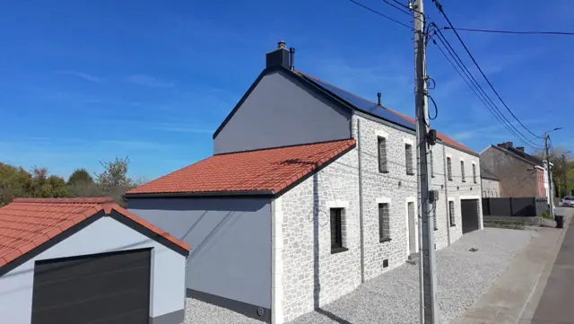 Temploux — maison en pierre, photo de chantier 14