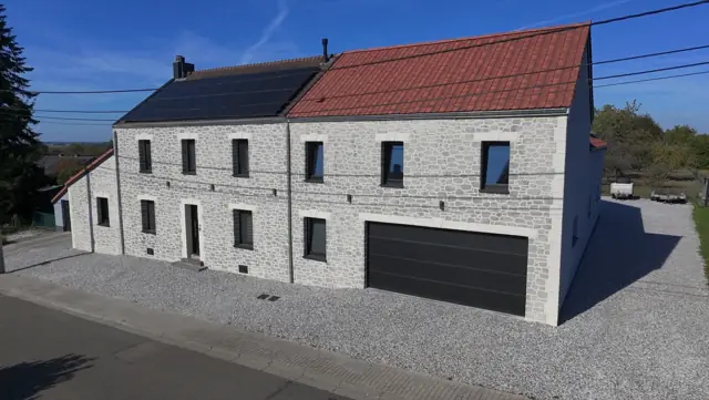 Temploux — maison en pierre, photo de chantier 15