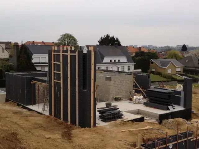 Wemmel — maison cubique, photo de chantier 7