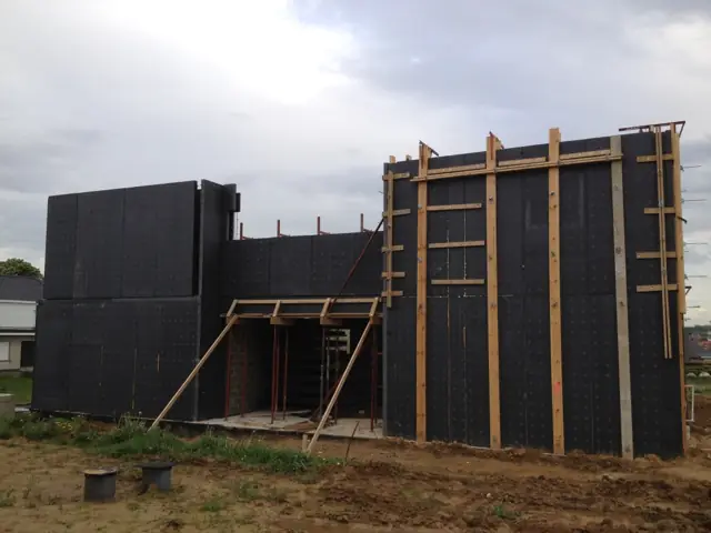 Wemmel — maison cubique, photo de chantier 11