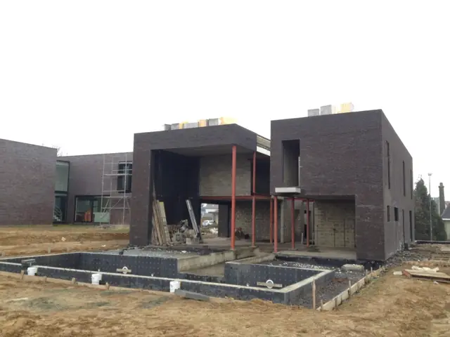 Wemmel — maison cubique, photo de chantier 28