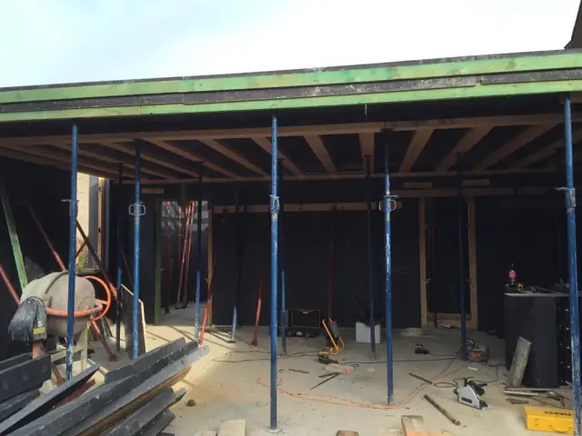 Wezembeek-Oppem, photo de chantier 8